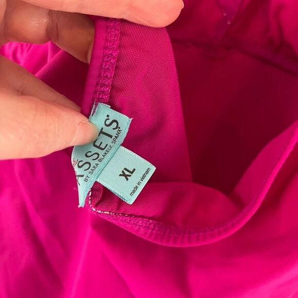 Assets Spanx Glamour Ruffle One Piece Swimsuit Fuchsia Berry Pink, Size XL - Picture 7 of 7